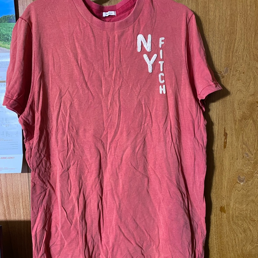 Abercrombie & Fitch Red T-Shirt